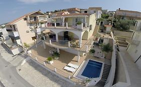 Palace View