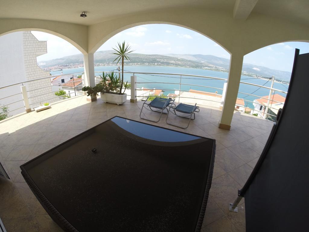 Palace View Trogir Buitenkant foto