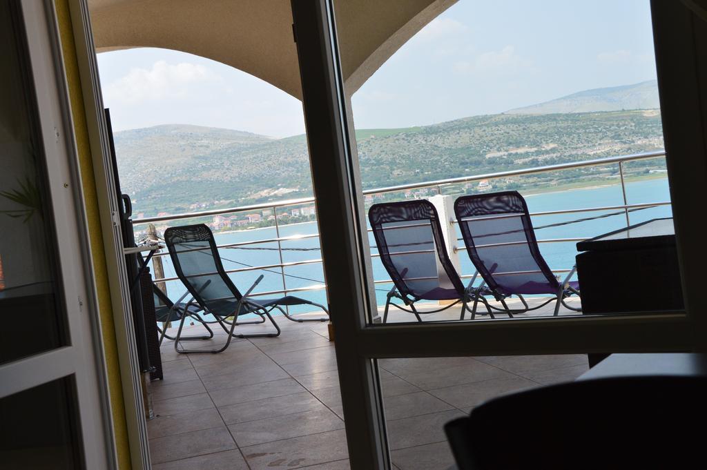 Palace View Trogir Buitenkant foto