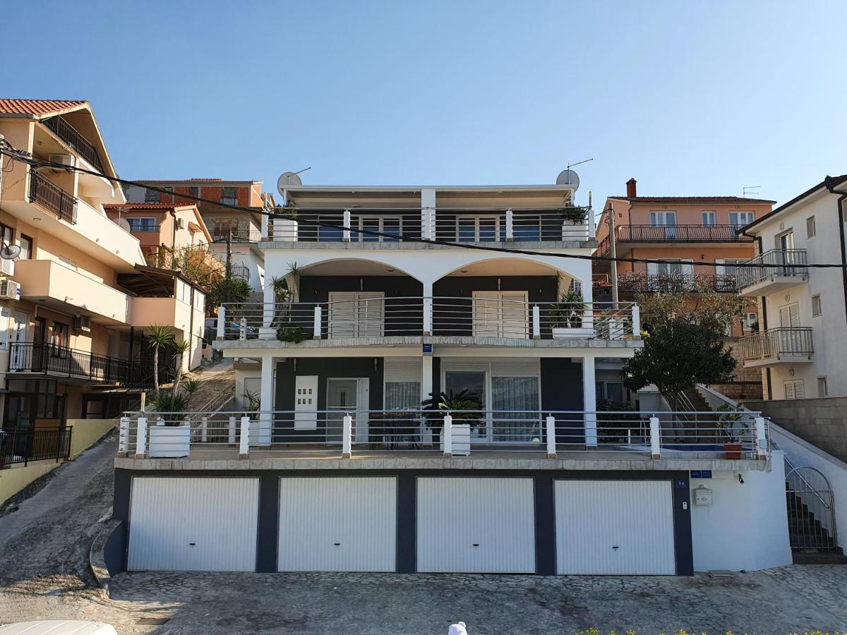 Palace View Trogir Buitenkant foto